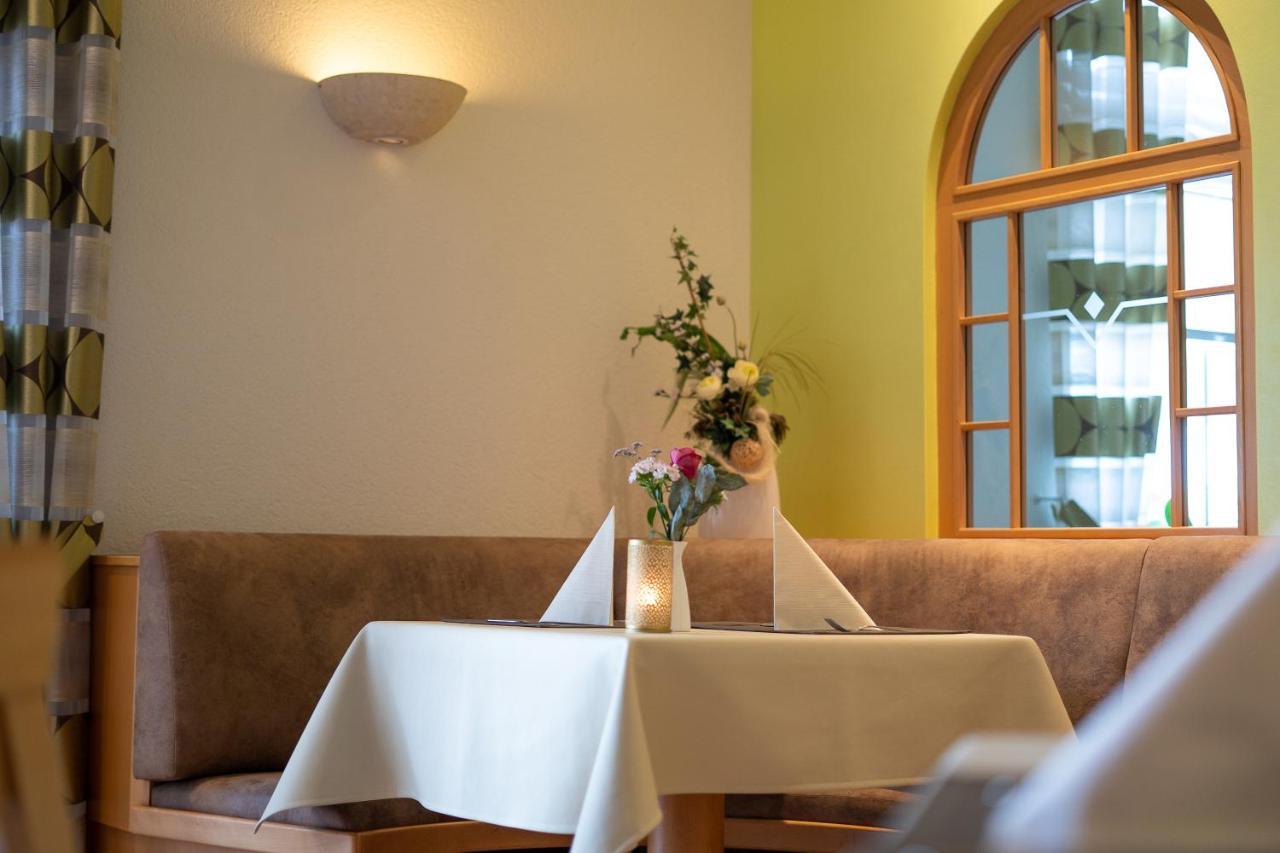 Warias Hotel & Restaurant Braunsbedra المظهر الخارجي الصورة