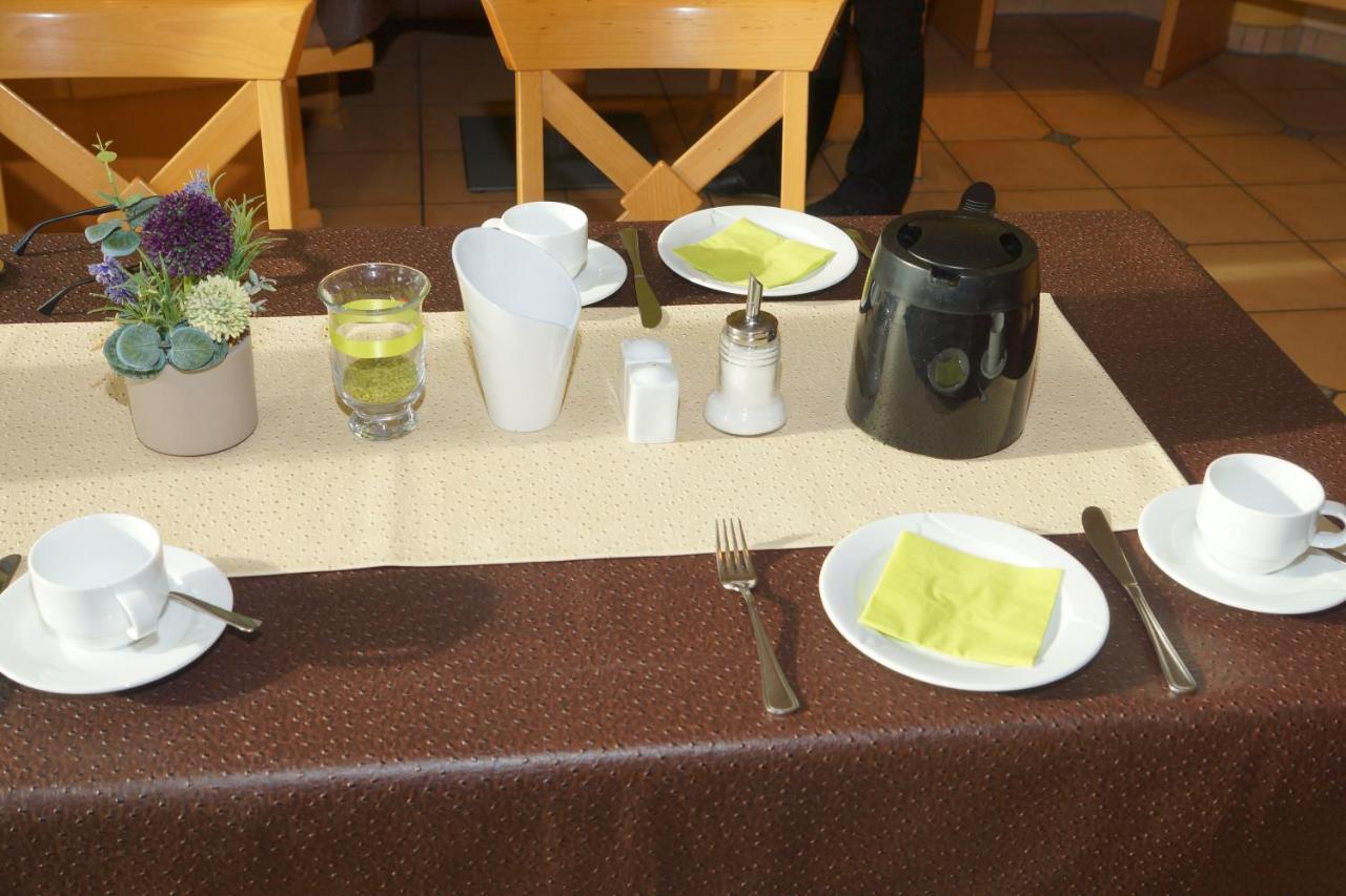 Warias Hotel & Restaurant Braunsbedra المظهر الخارجي الصورة